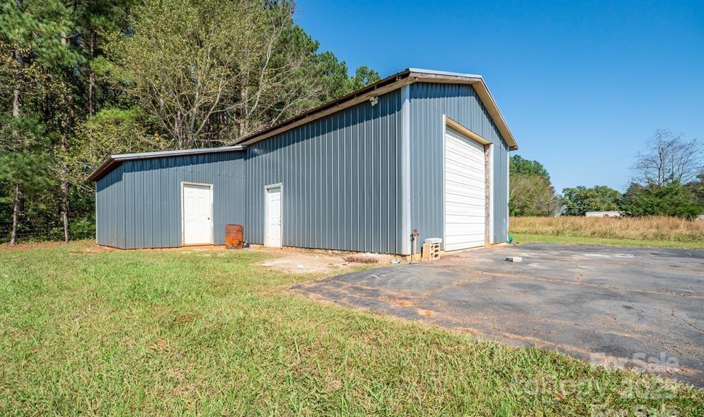 Property image 4 of 2274 Deerfield Drive in Cedarfield, Maiden, NC 28650
