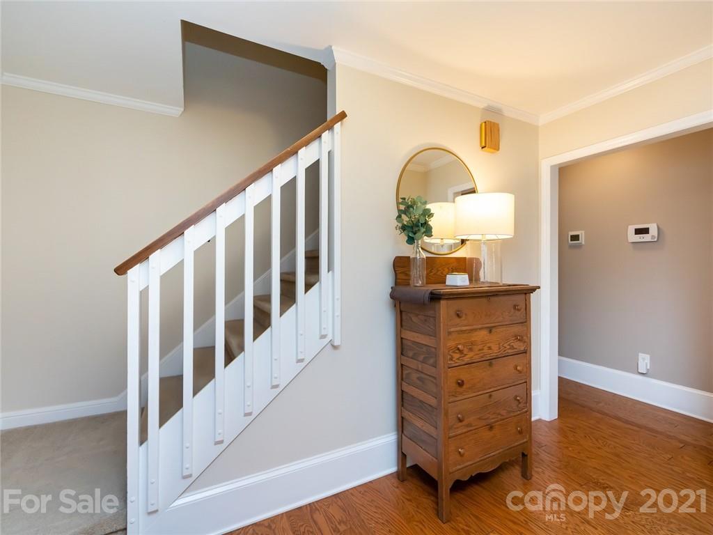 Property image 4 of 4112 Foxmoor Drive in Carmel Valley, Charlotte, NC 28226