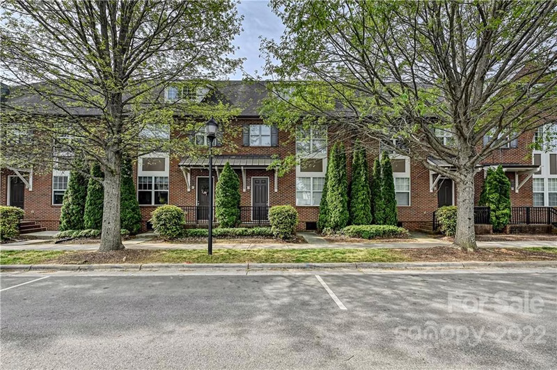 Property image 2 at 111 Steinbeck Way, Mooresville, NC 28115
