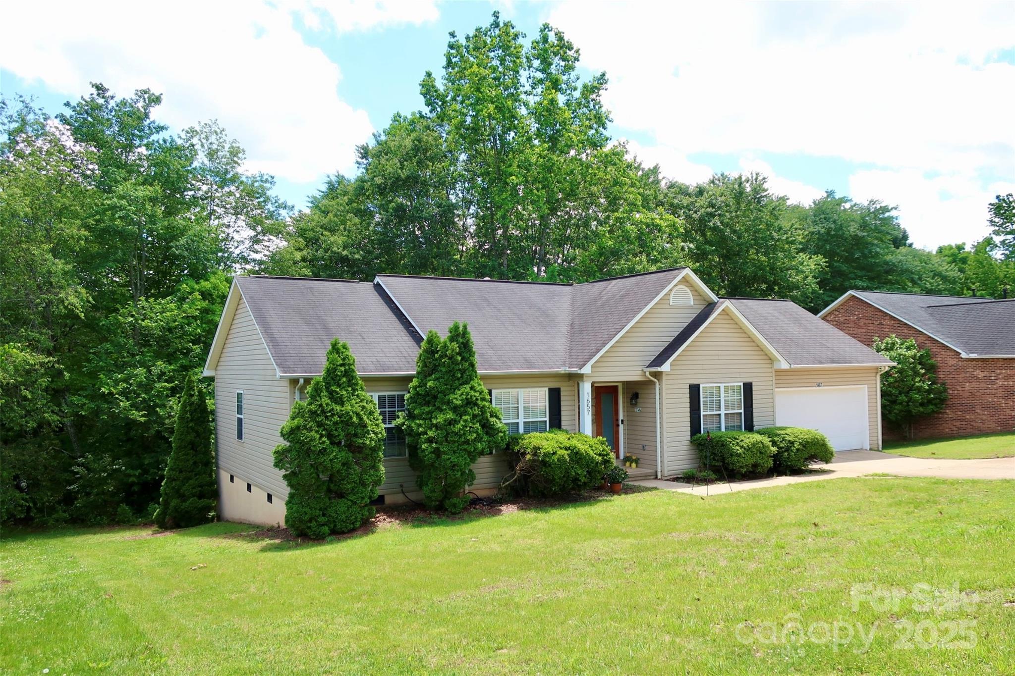 Property image 2 of 1657 6th Street in Providence Forest, Hickory, NC 28602