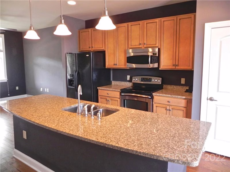 Property image 3 at 121 Irving Avenue, Mooresville, NC 28117
