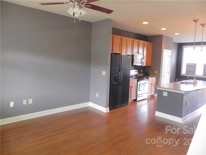Property image 5 at 121 Irving Avenue, Mooresville, NC 28117