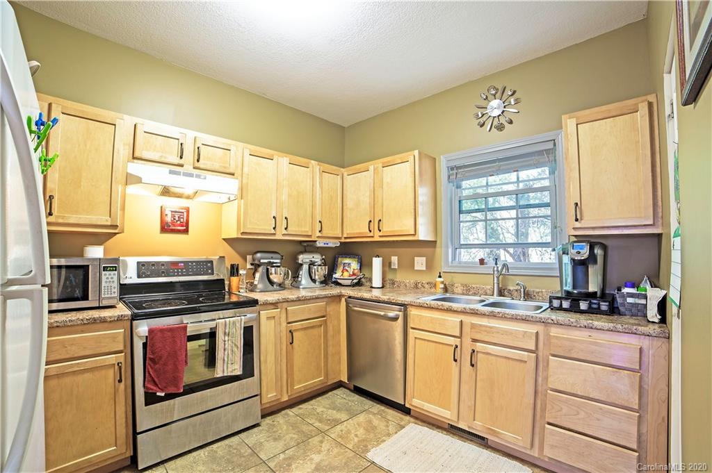 Property image 3 of 46 Winterwind Drive in Windermere, Asheville, NC 28803