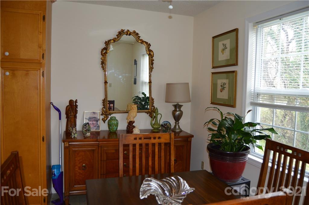 Property image 4 of 116 24th Street in Mimosa Gardens, Hickory, NC 28601