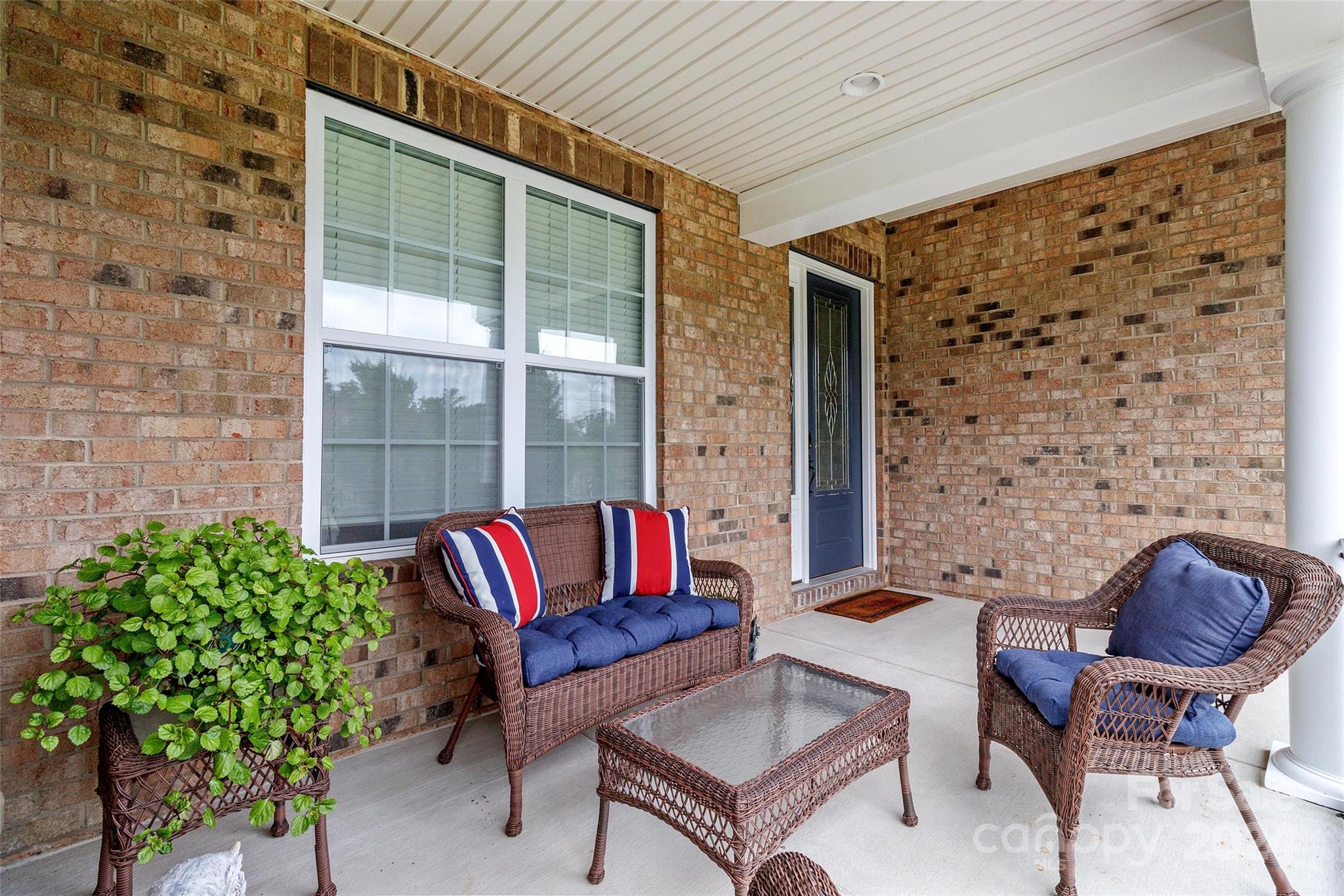 Property image 3 of 1402 Smoketree Court in Weddington Trace, Waxhaw, NC 28173