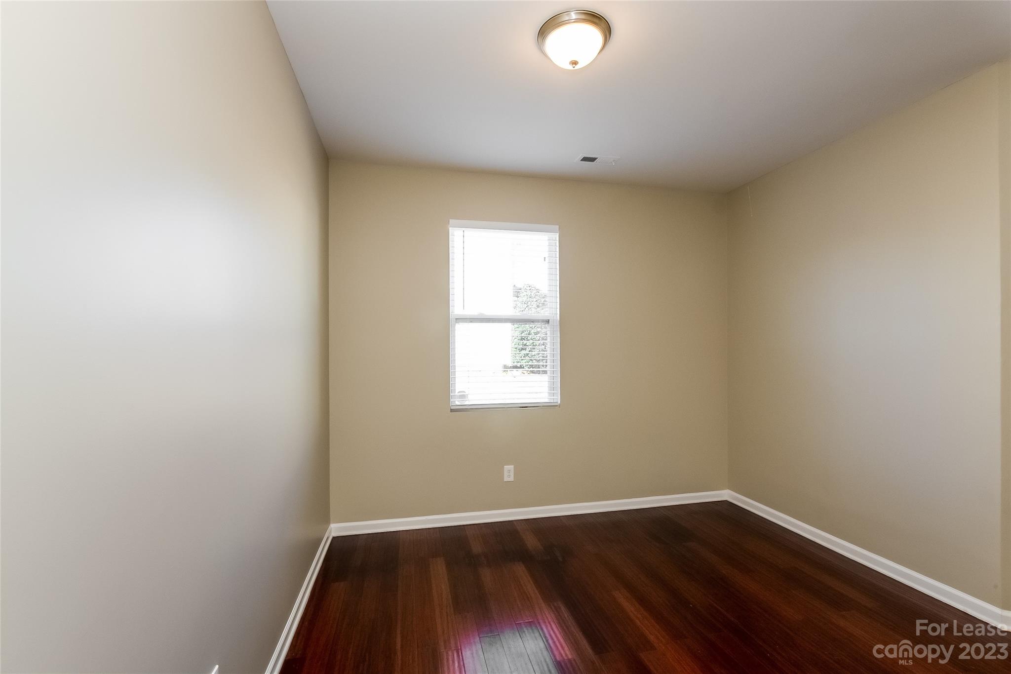 Property image 5 of 6519 Blackwood Lane in Wesley Oaks, Waxhaw, NC 28173