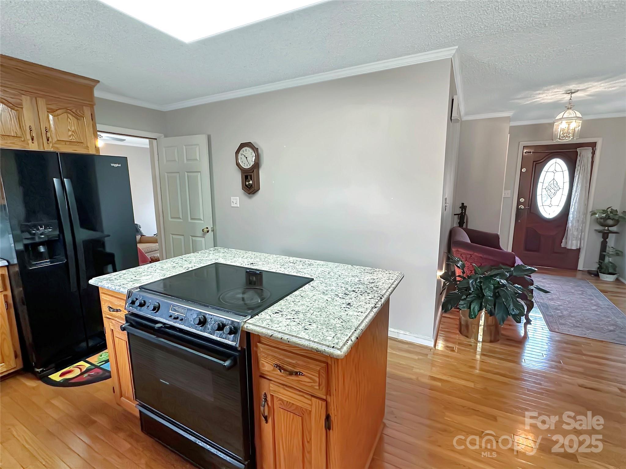 Property image 4 of 1465 Earl Street in Jamestowne, Hickory, NC 28602