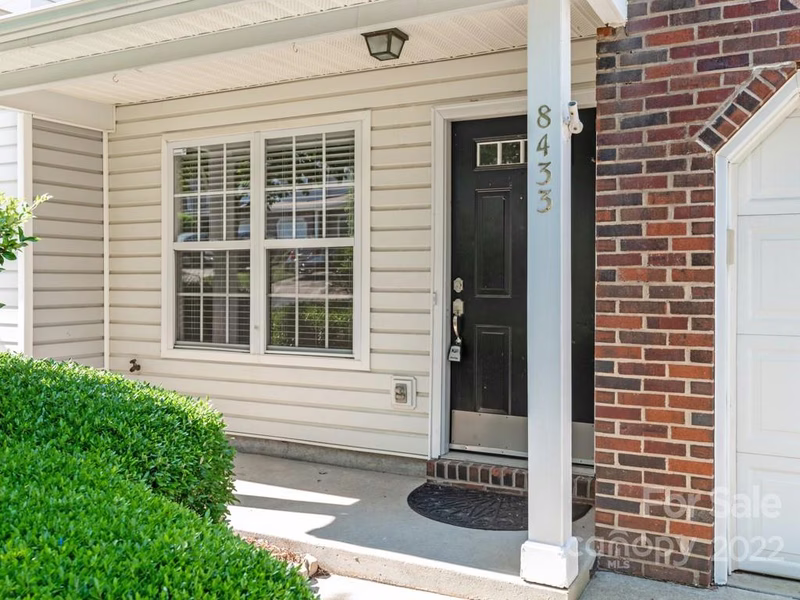 Property image 4 at 8433 Southgate Commons Drive, Charlotte, NC 28277