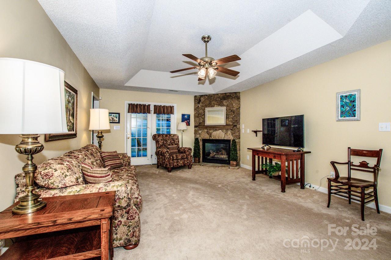 Property image 5 of 181 Oak Village Parkway in The Villages At Oak Tree, Mooresville, NC 28117