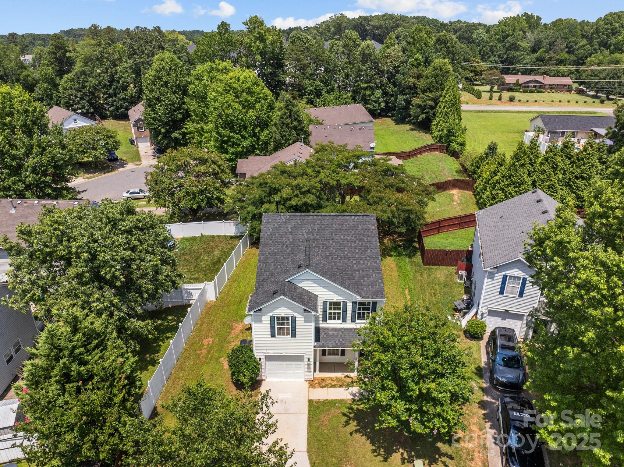 Property image 4 of 1711 Dunnington Court in Oakdale Green, Charlotte, NC 28216