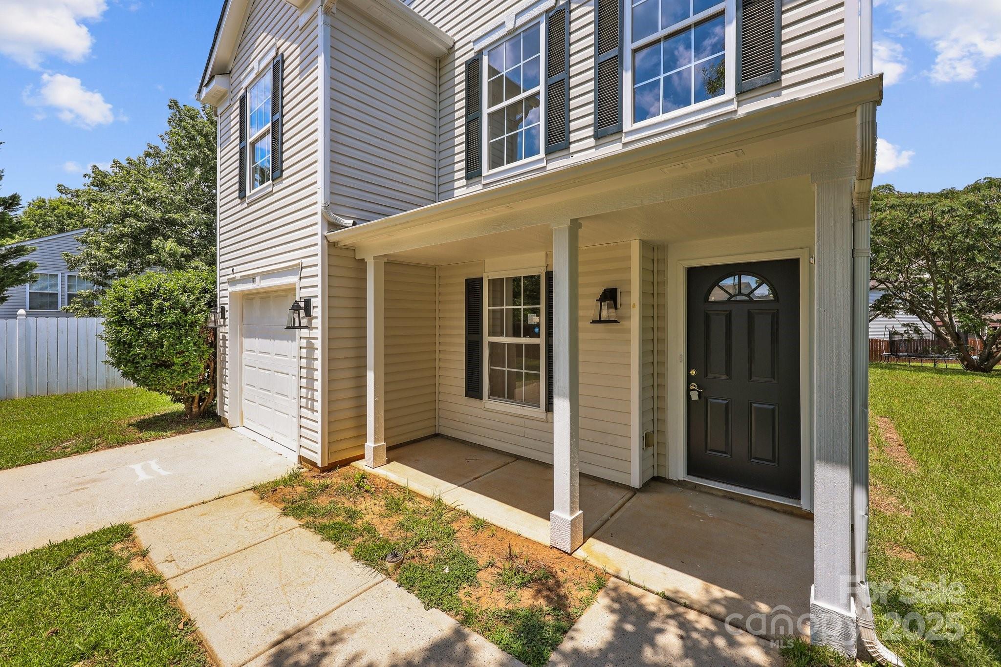 Property image 5 of 1711 Dunnington Court in Oakdale Green, Charlotte, NC 28216