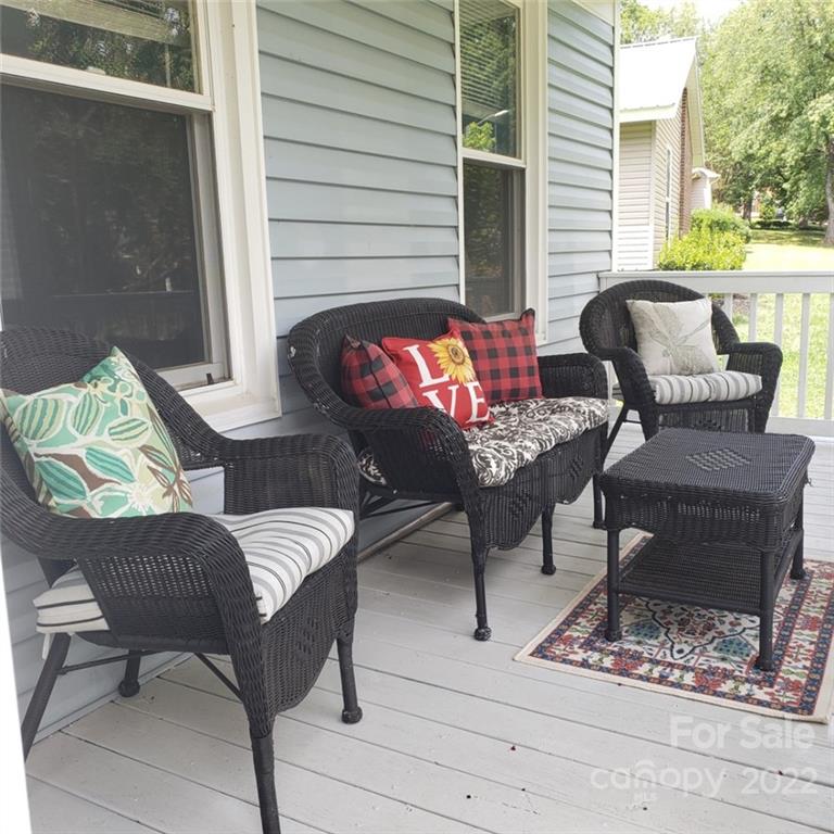 Property image 5 of 6601 Old Meadow Road in Timber Creek, Charlotte, NC 28227