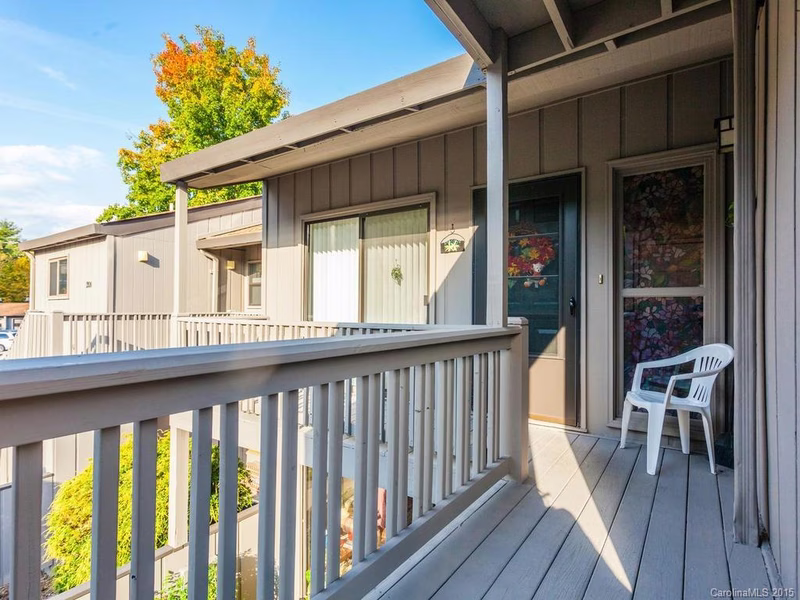Property image 2 at 202 Juniper Lane, Hendersonville, NC 28739