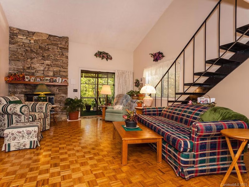Property image 4 at 202 Juniper Lane, Hendersonville, NC 28739