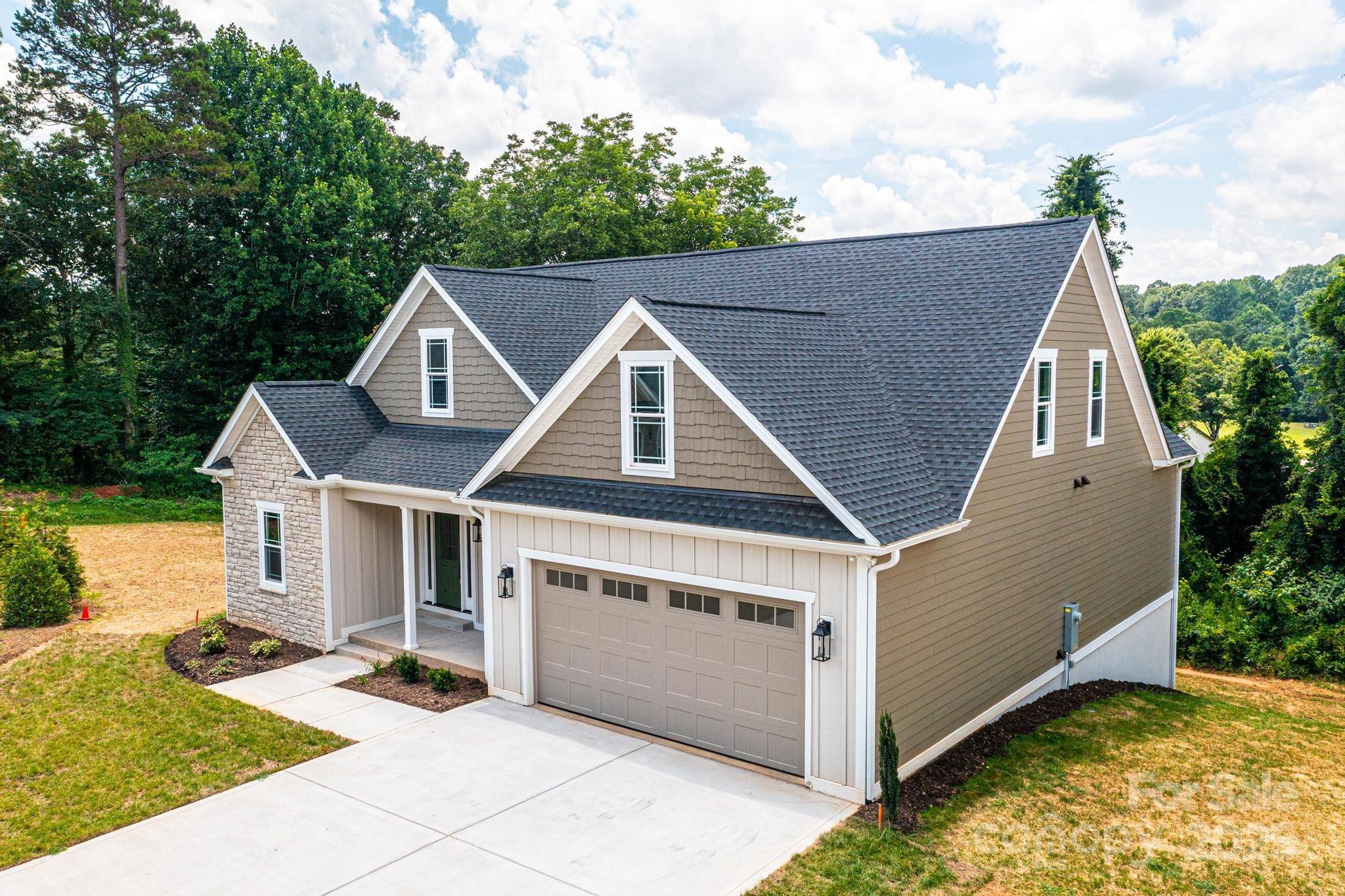 Property image 3 of 2113 6th Street in The Cape Townhomes, Hickory, NC 28601