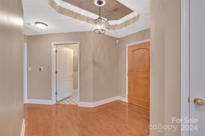 Property image 2 at 401 N Church Street, Charlotte, NC 28202