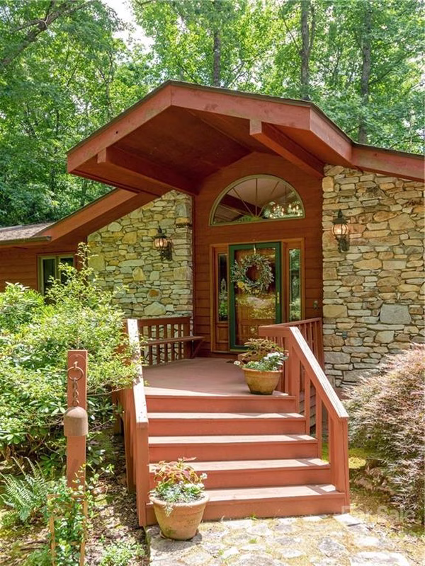 Property image 5 at 52 Wake Robin Place, Hendersonville, NC 28739