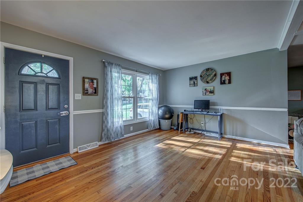 Property image 4 of 2120 Clearview Court in Sedgefield, Gastonia, NC 28054