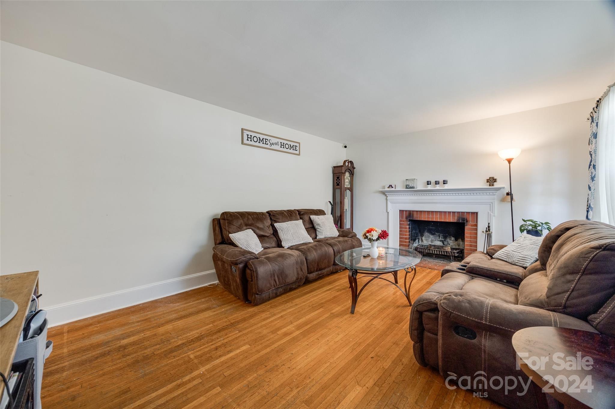 Property image 2 of 3228 Wicklow Place in Markham Village, Charlotte, NC 28205