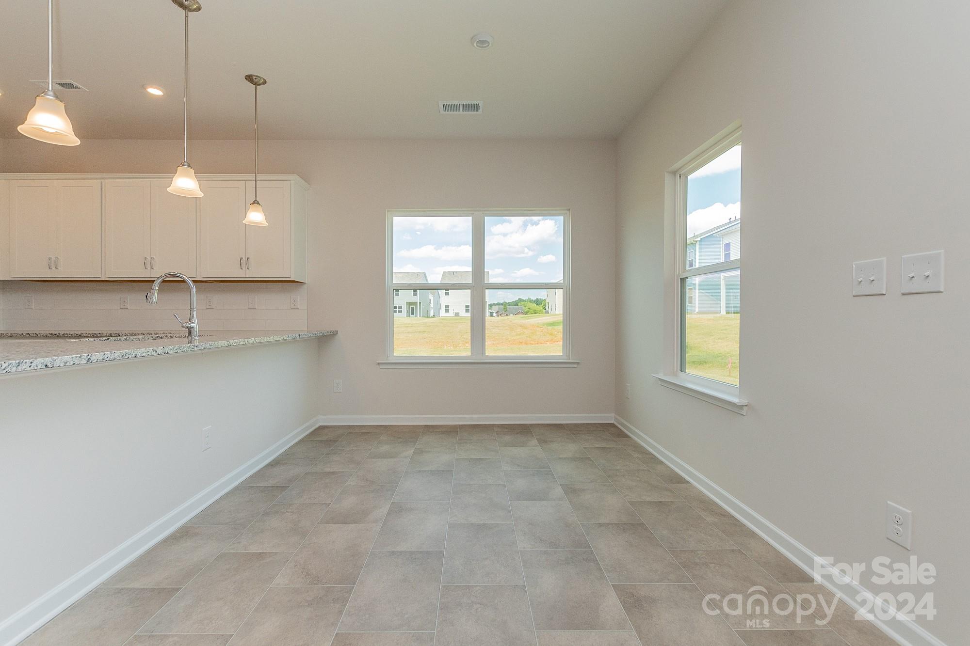 Property image 5 of 1264 Red River Drive in Country Club Village, Salisbury, NC 28144
