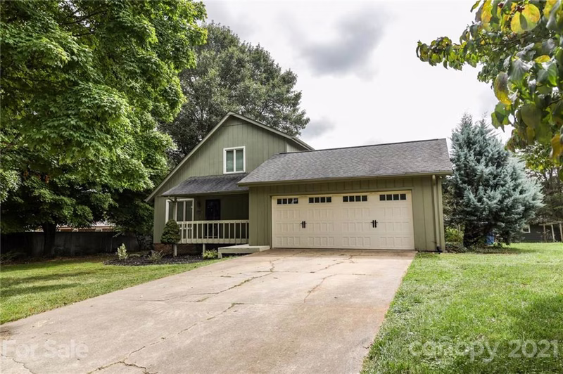 Property image 4 at 4995 Forest Ridge Drive, Hickory, NC 28602