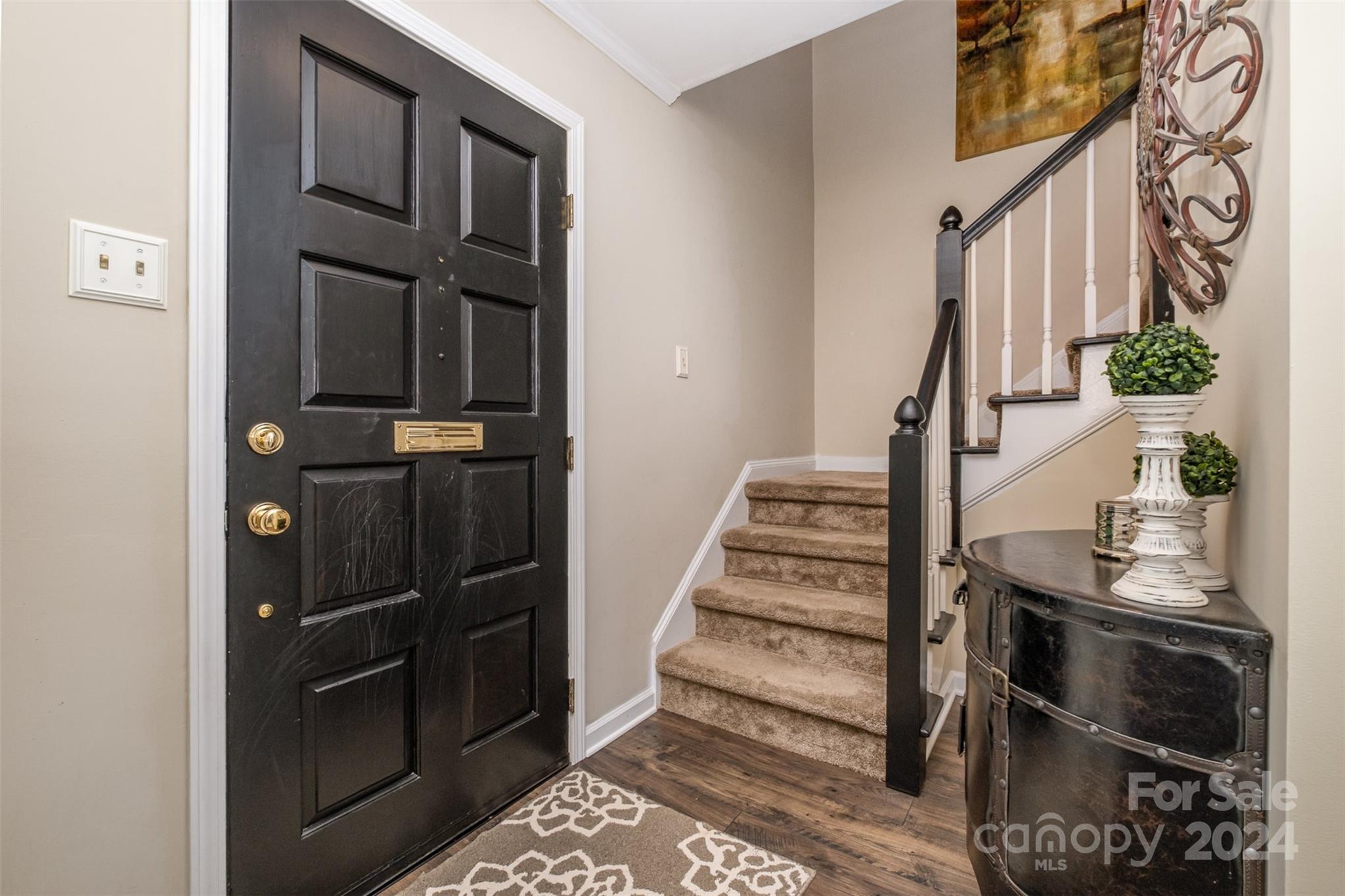 Property image 4 of 6838 Constitution Lane in Olde Georgetowne, Charlotte, NC 28210