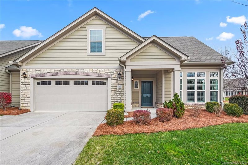 3559 S Bank Court