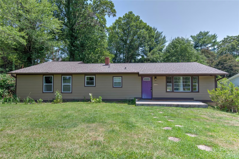 220 Varden Place