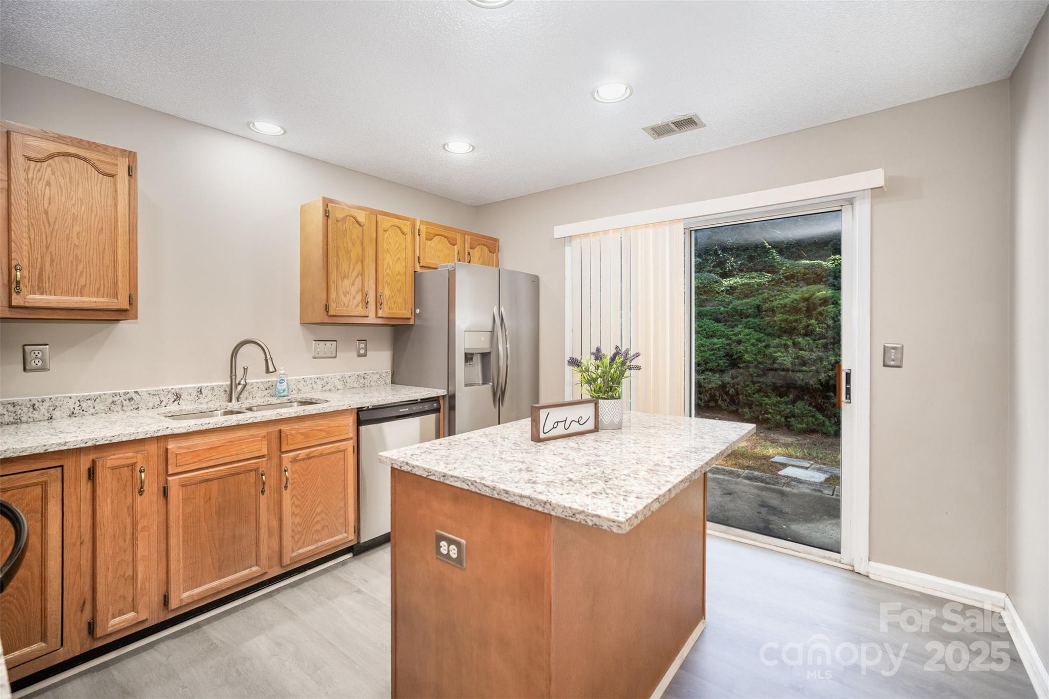Property image 5 of 9123 Charminster Court in Rossmore, Charlotte, NC 28269