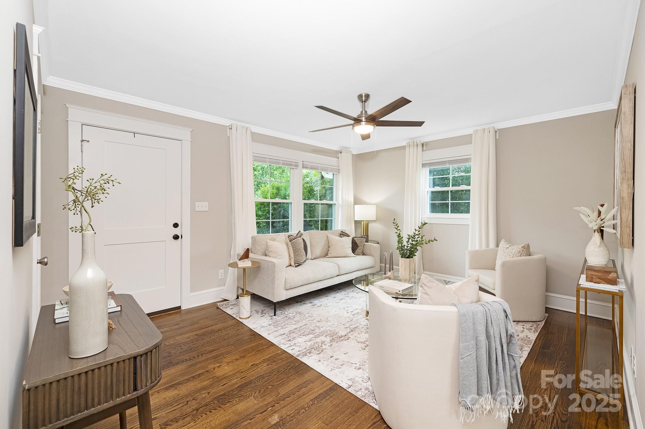 Property image 4 of 1744 Emerywood Drive in Montclaire, Charlotte, NC 28210