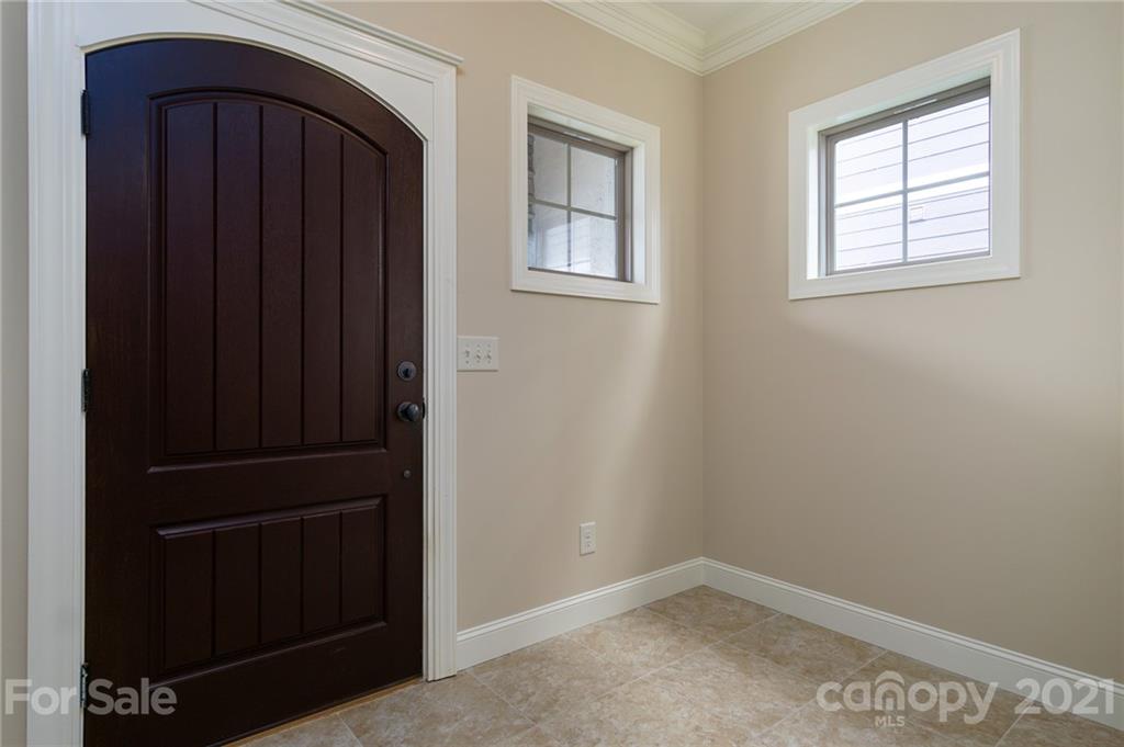 Property image 5 of 17 Tudor Way in Tudor Croft, Black Mountain, NC 28711