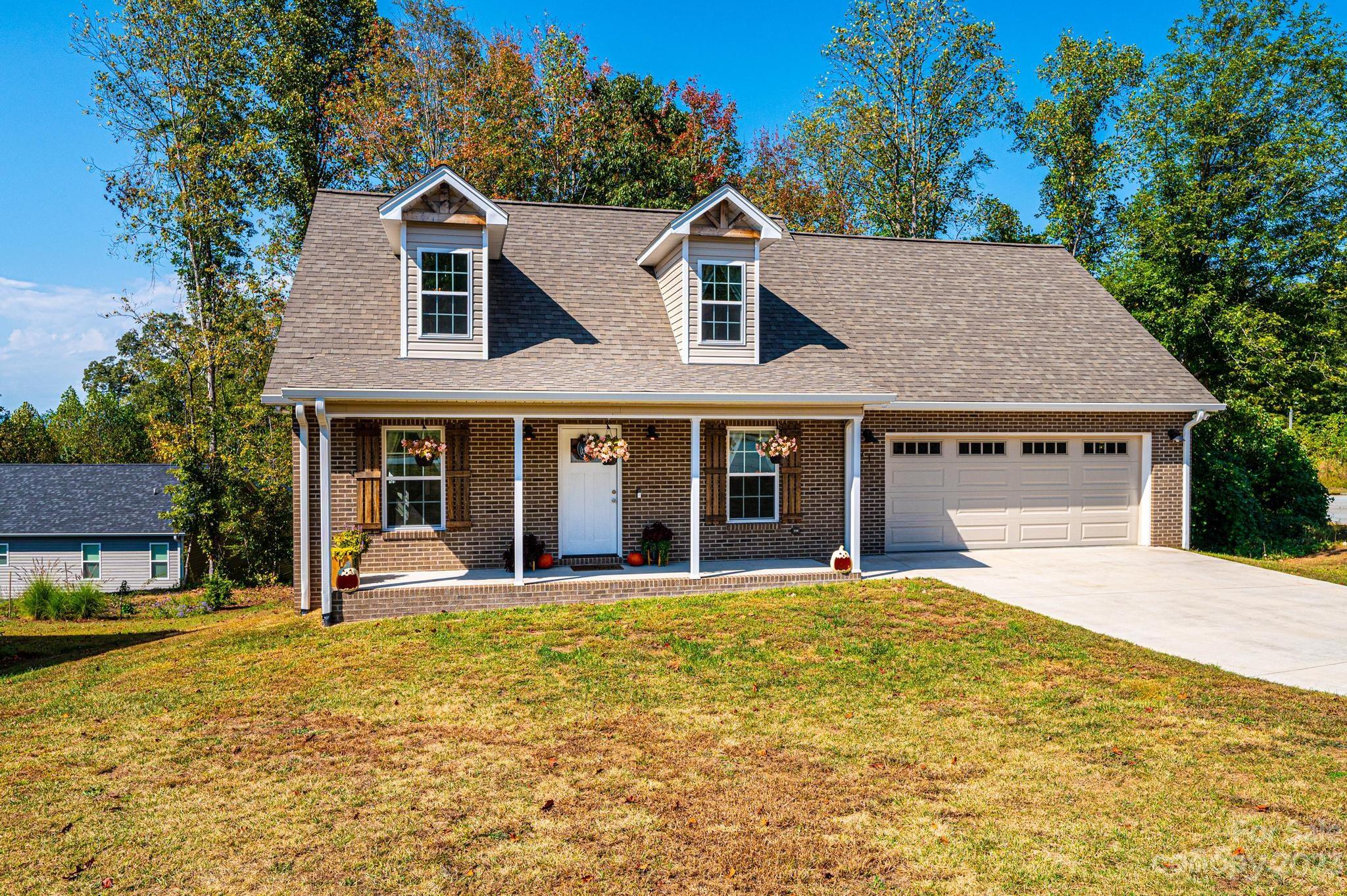 Property image 2 of 1201 Winter Place in Summerhill, Lenoir, NC 28645