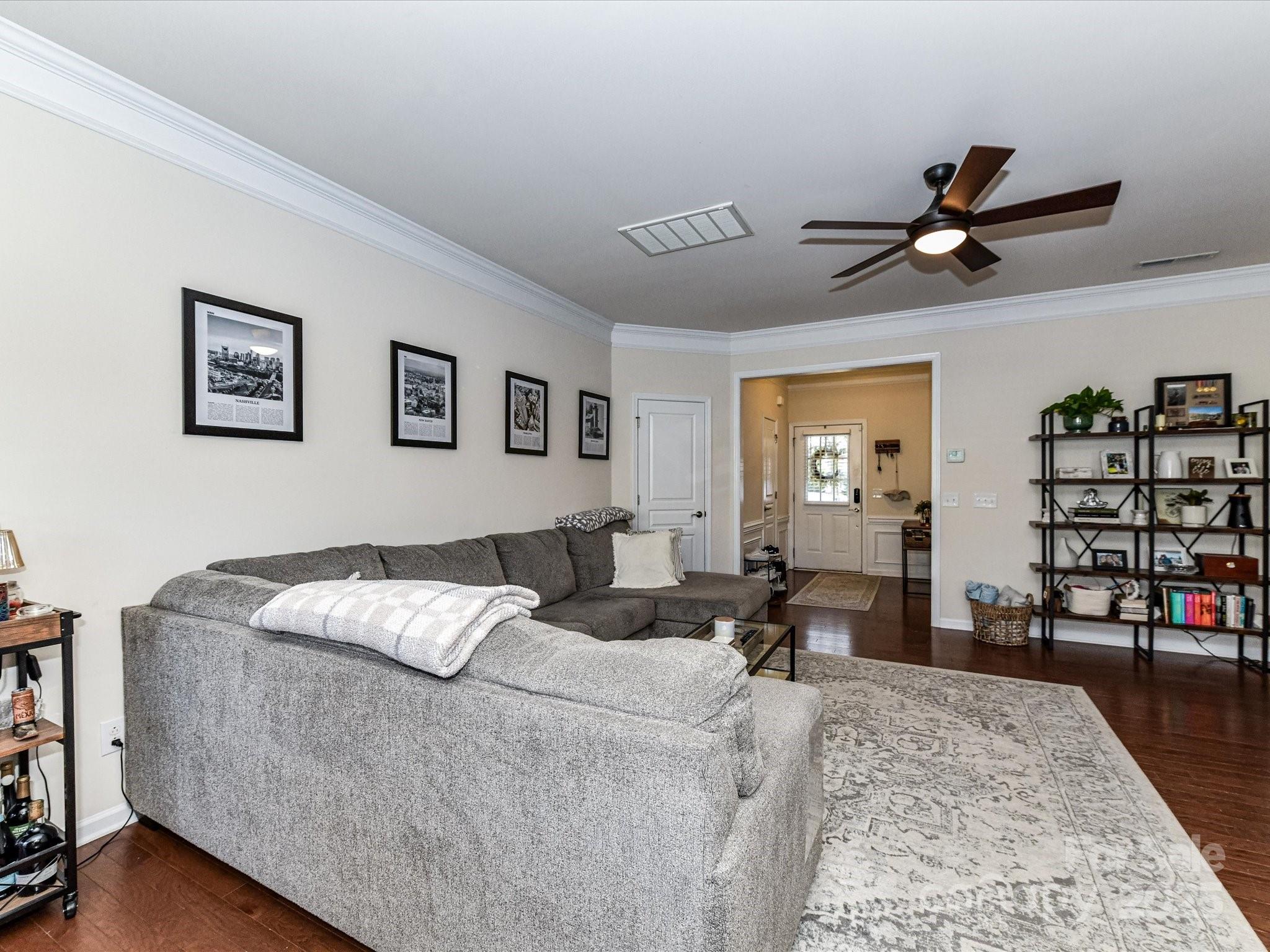 Property image 5 of 2240 Kensington Station Parkway in Park South Station, Charlotte, NC 28210