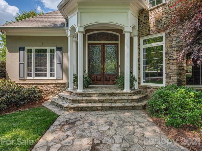 Property image 2 at 2538 Flintgrove Road, Charlotte, NC 28226
