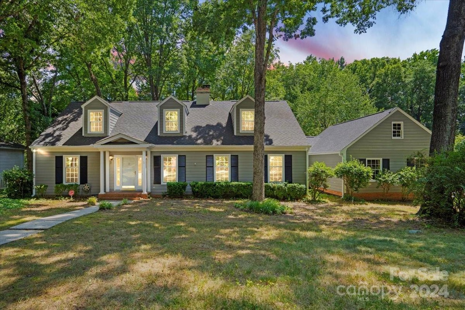 Property image 1 at 8229 Prince George Road, Charlotte, NC 28210