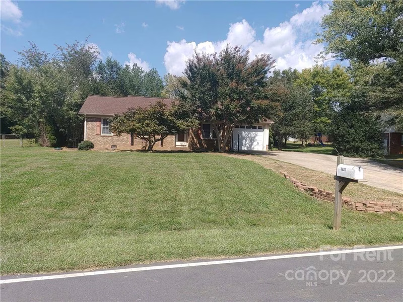 5622 Valley Field Drive