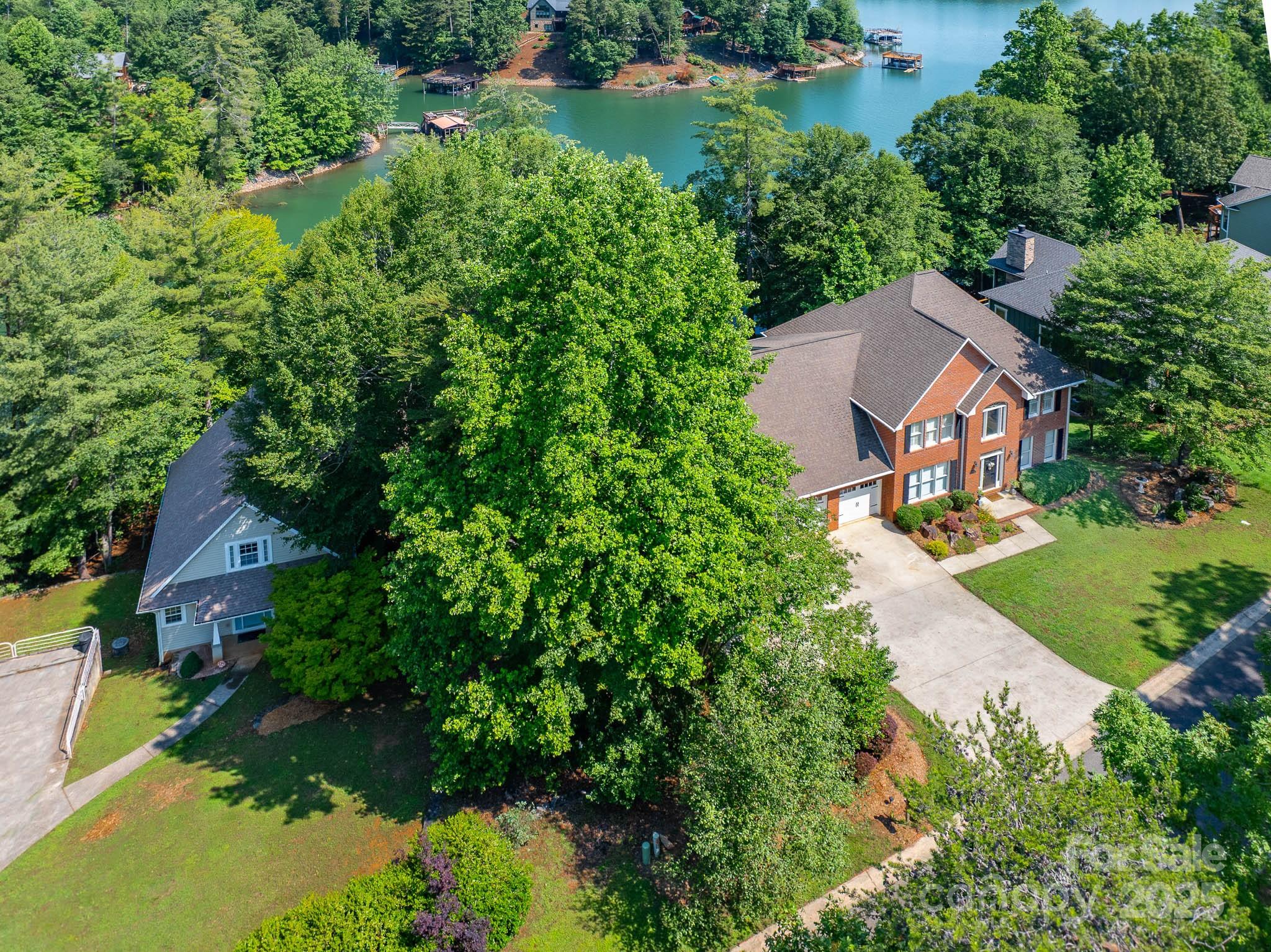 Property image 2 of 357 Lentz Landing Lane in Waterglyn, Nebo, NC 28761