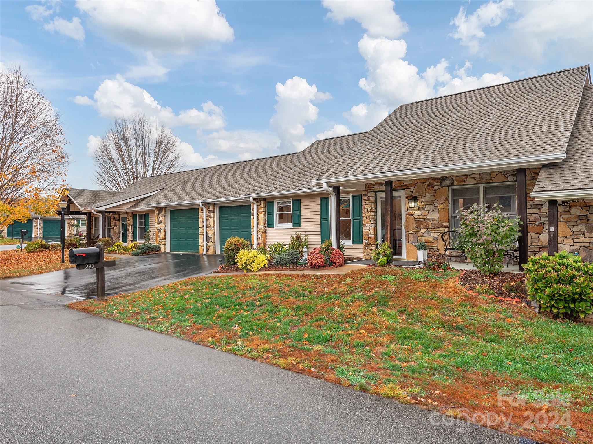 Property image 2 of 247 Rocky Mountain Way in The Hills At Averys Creek, Arden, NC 28704