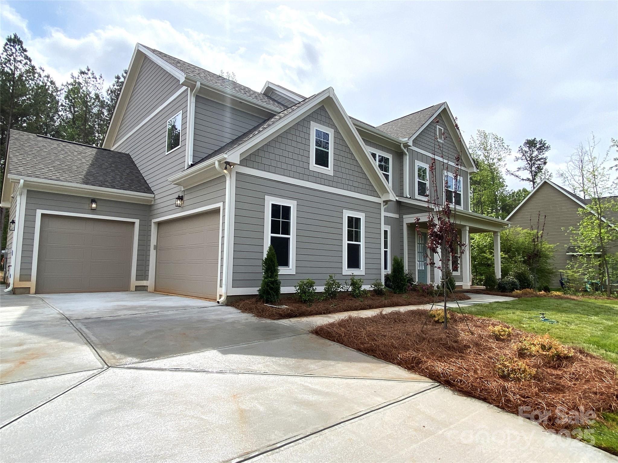 Property image 2 of 117 Blackbeard Lane in Pirates Cove, Mooresville, NC 28117