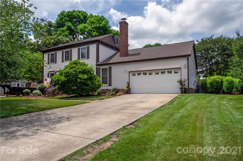 Property image 3 at 2024 Light Brigade Drive, Matthews, NC 28105