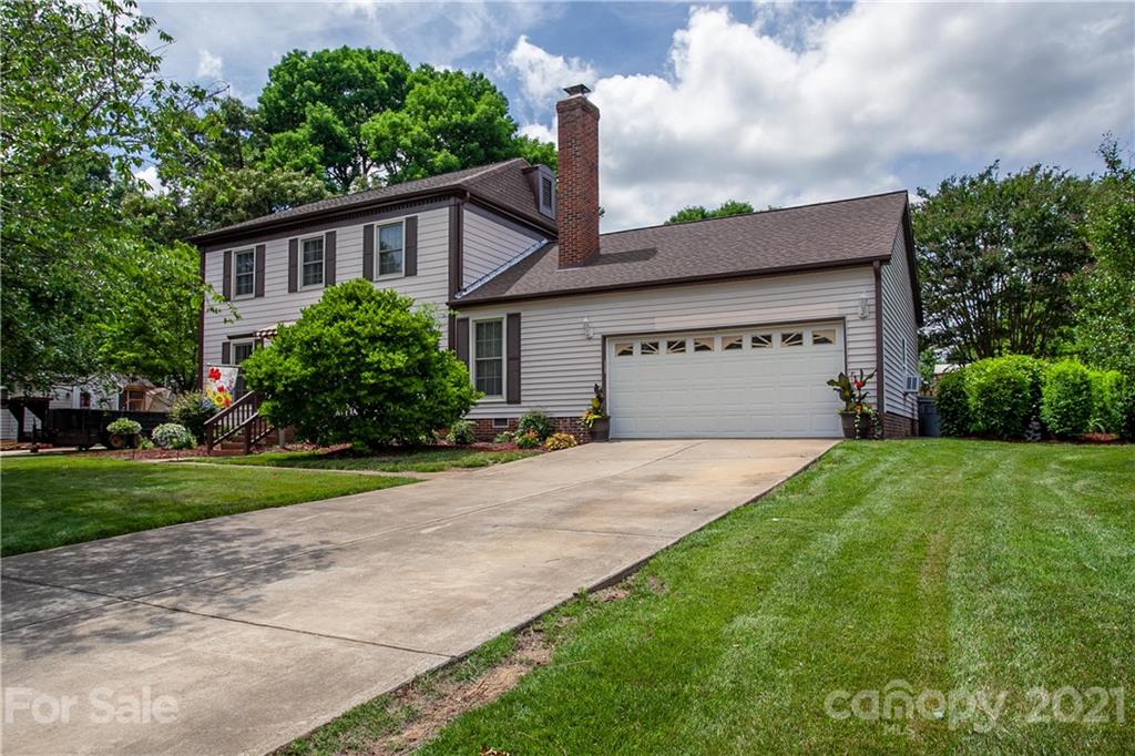 Property image 3 of 2024 Light Brigade Drive in Windrow II, Matthews, NC 28105