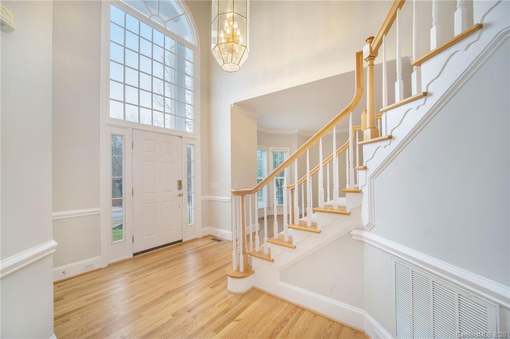 Property image 5 of 10000 Tallent Lane in Green Farm, Huntersville, NC 28078
