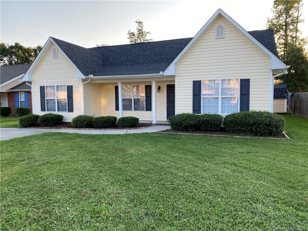 Property image 2 of 5229 Harmon Place in Brantley Woods, Kannapolis, NC 28083