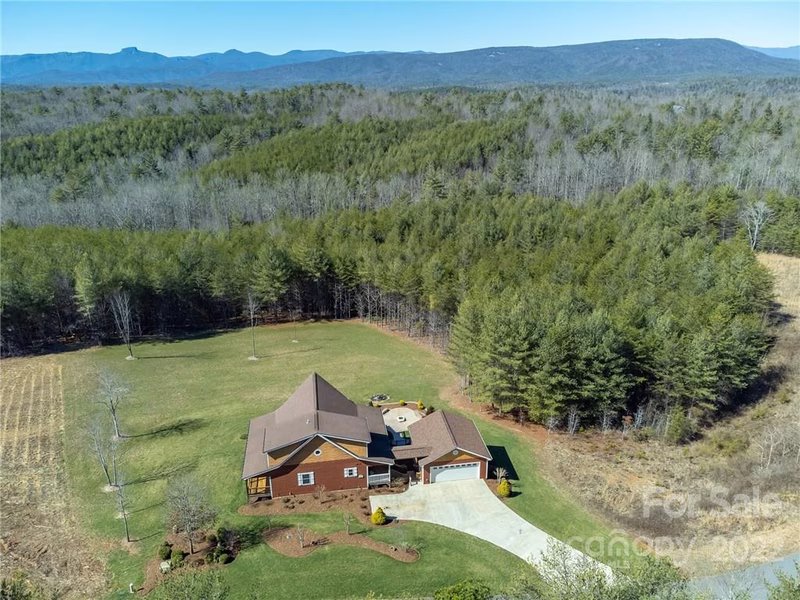 Property image 4 at 1100 Table View Drive, Morganton, NC 28655