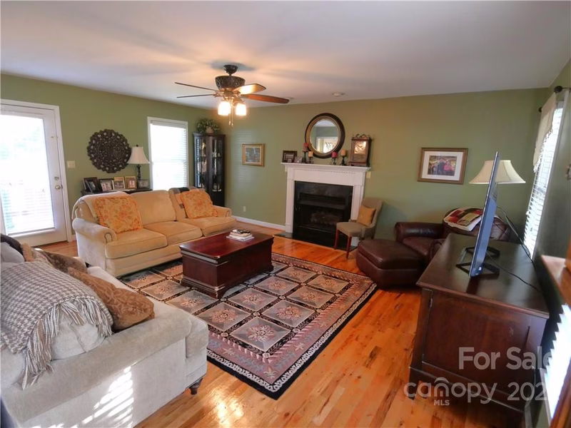 Property image 3 at 1082 Merrywood Drive, Newton, NC 28658
