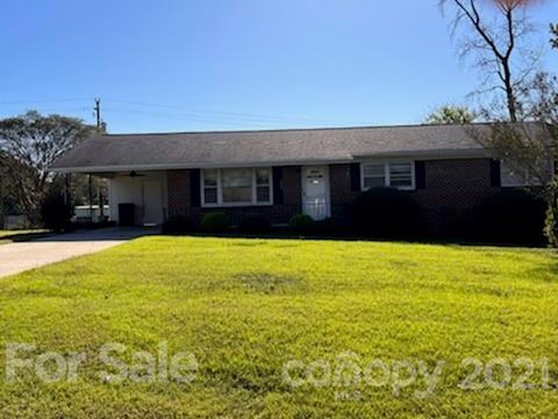 2505 Fairgreen Drive