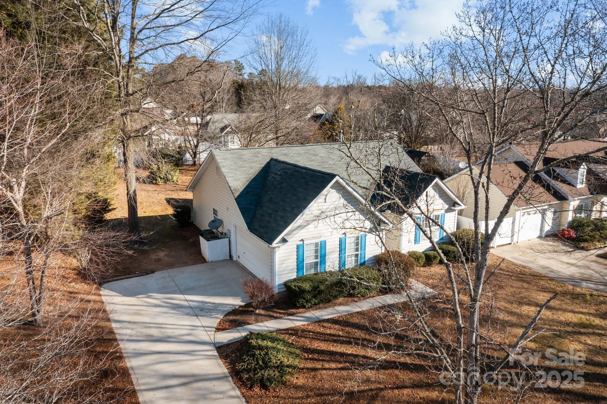 Property image 2 of 12503 Cumberland Crest Drive in Covington, Huntersville, NC 28078
