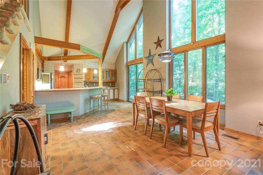 Property image 4 of 195 Timber Creek Road in Timber Creek, Hendersonville, NC 28739