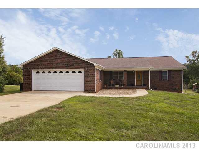 Property image 2 of 3430 Mason Spring Drive in Mason Springs, Lincolnton, NC 28092