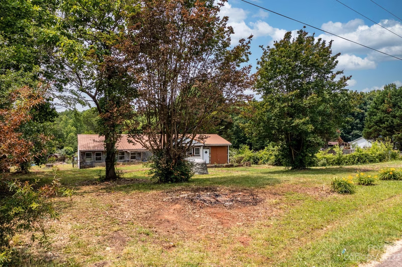 Property image 3 at 4805 Kent Street, Maiden, NC 28650